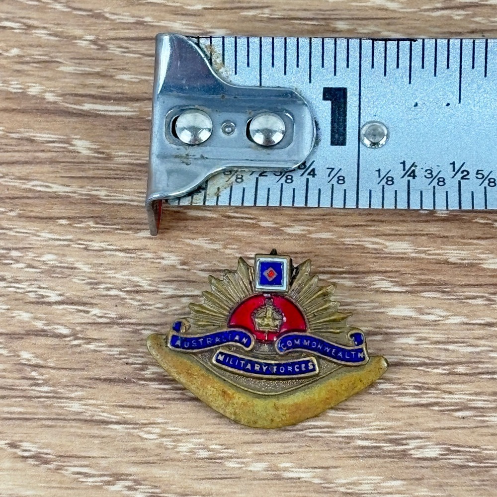 Vintage Australian Commonwealth Military Forces Rising Sun Enamel Sweetheart Pin